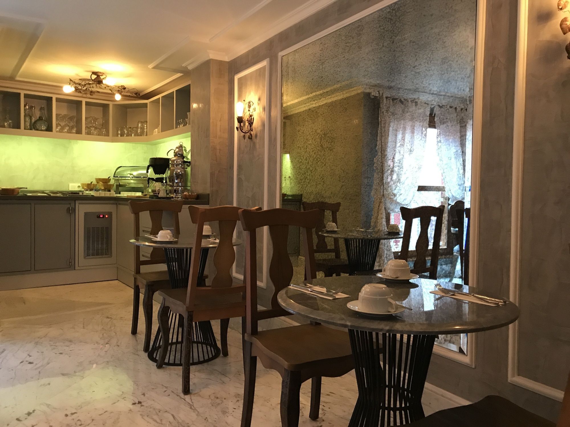 Amofta Taksim Hotel Istanboel